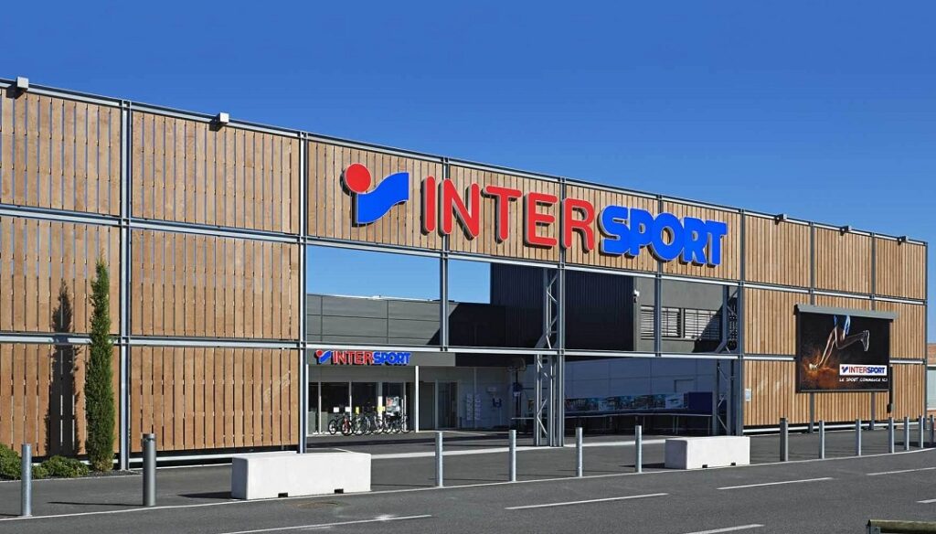 Intersport change de stratégie